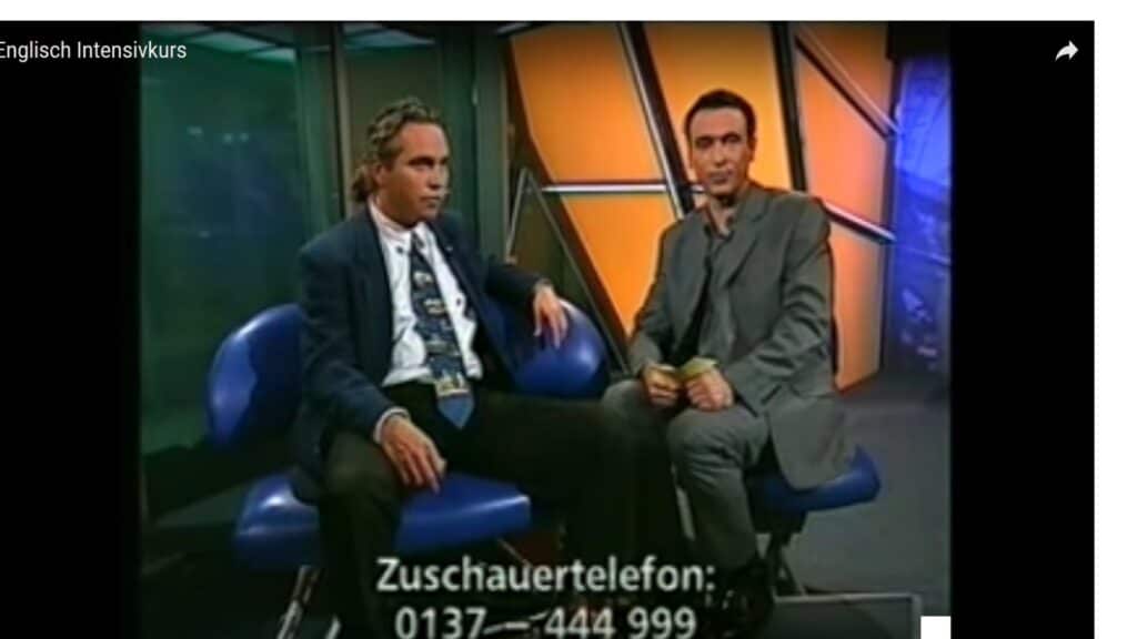 Mathe Coach Joe Leis im Fernsehstudio